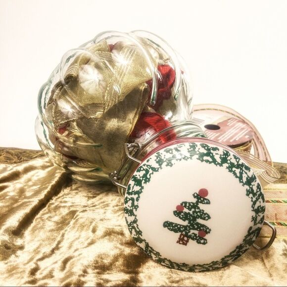 Pumpkin-Shaped Glass Christmas Clamp Jar Italy - Picture 7 of 13